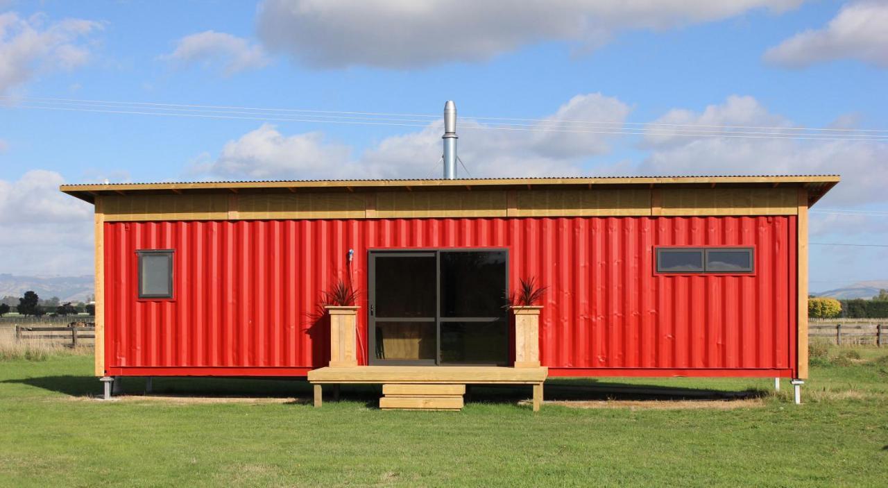 Luxury Container Cabin Masterton Exterior photo